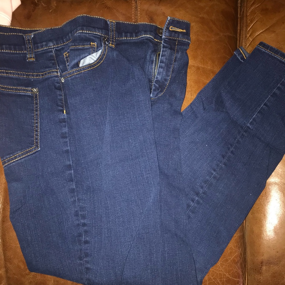 Women’s skinny jeans